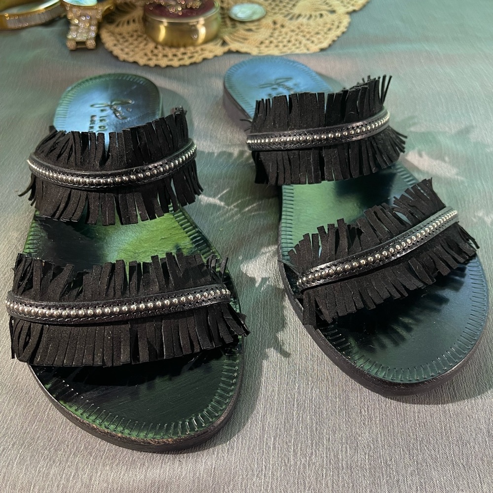 JOIE a la plage Made in Italy. Cute black leather sandals. With silver studs 39 - Picture 4 of 10